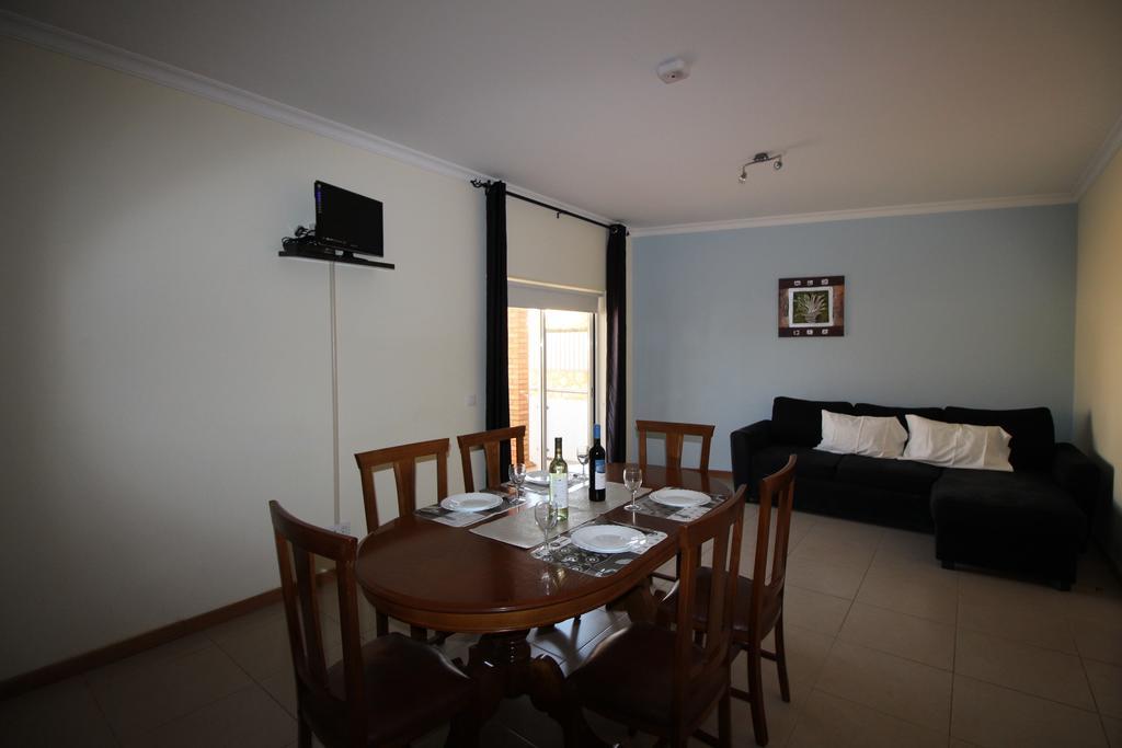 Oura Pereira Apartments Albufeira Luaran gambar